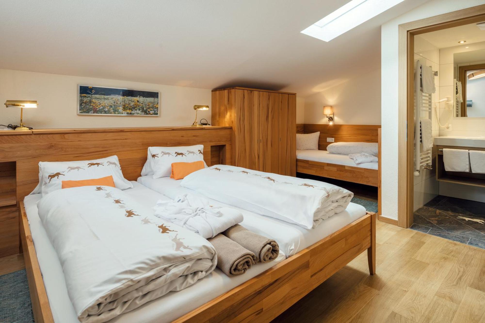 Naturhotel Feriengut Darrehof Serfaus Room photo