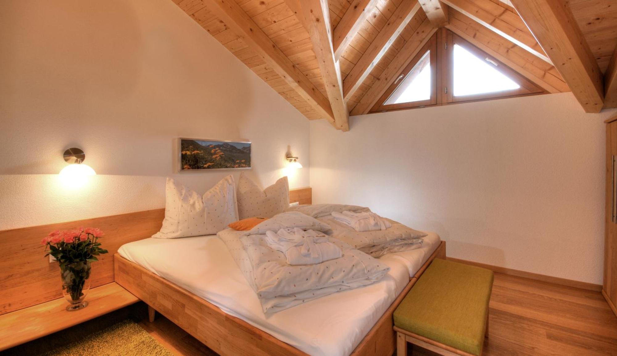 Naturhotel Feriengut Darrehof Serfaus Room photo