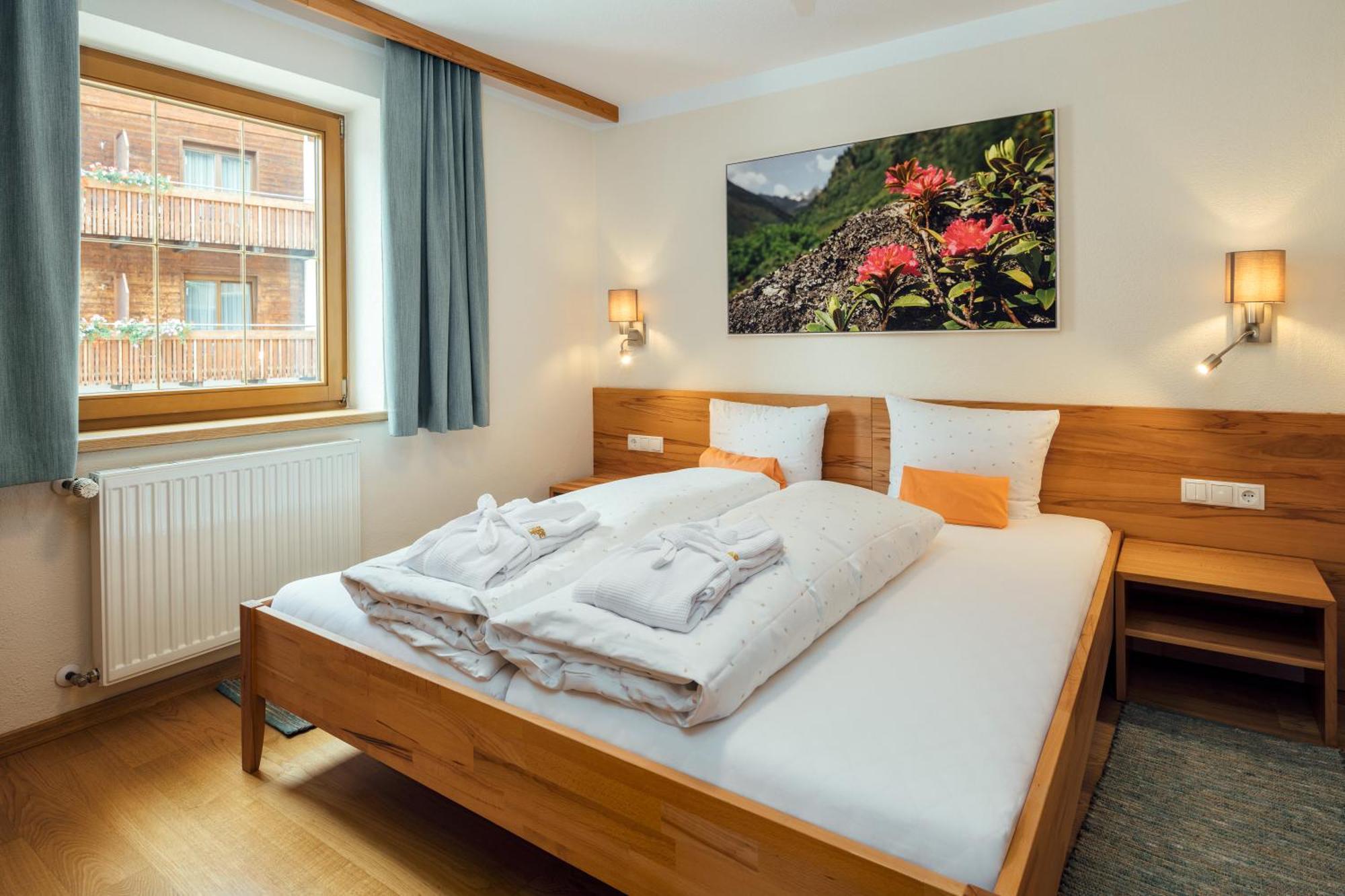 Naturhotel Feriengut Darrehof Serfaus Room photo
